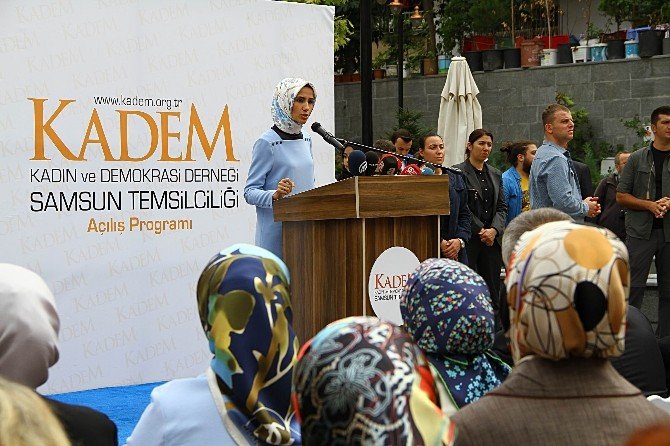 Sümeyye Erdoğan: “15 Temmuz bir milletin ‘ölümü öldürdüğü gün’ olarak tarihe geçti”