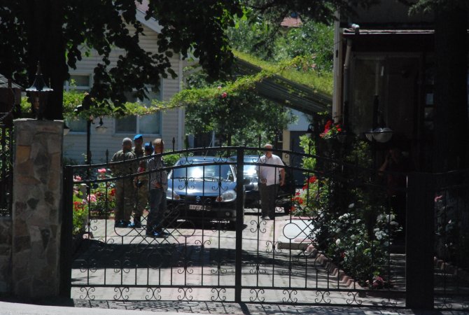 Bolu 2. Komando Tugay Komutanı'nın evinde arama yapıldı