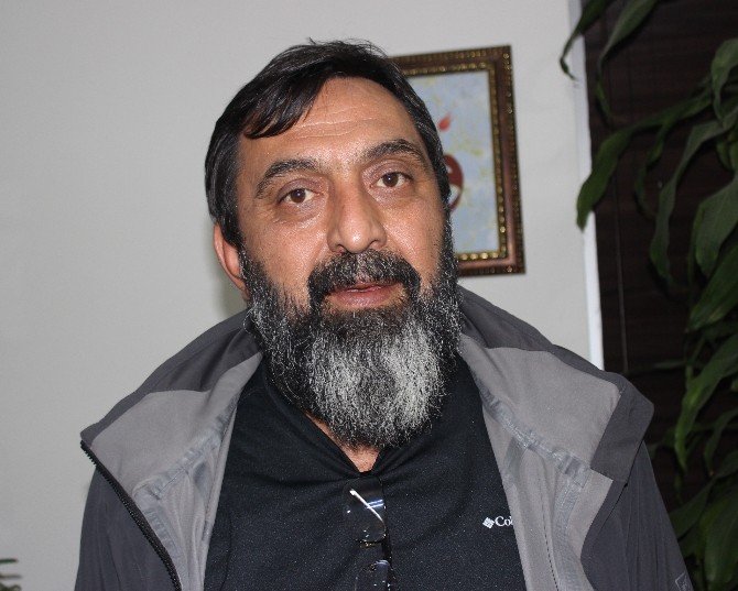 Tiyatro sanatçısı Ahmet Yenilmez: “Allah’ı öğrenmesi gereken çocuklar maalesef He-Man’i öğrendiler”