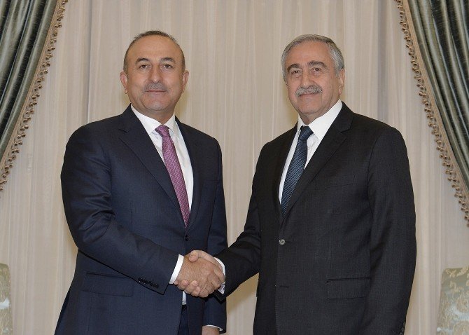 Dışişleri Bakanı Çavuşoğlu, KKTC Cumhurbaşkanı Akıncı ile görüşüyor