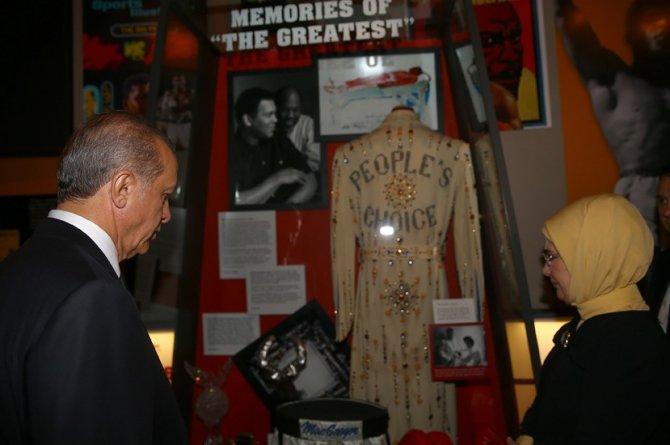 Erdoğan, Muhammed Ali Müzesi’ni ziyaret etti