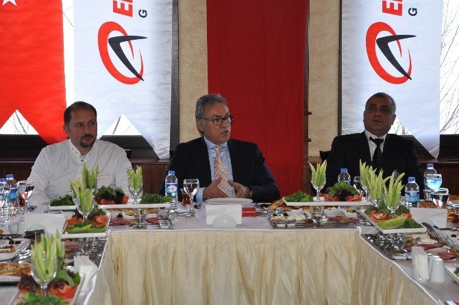 EKİNATA Grand Toprak Otel yönetimi basınla buluştu