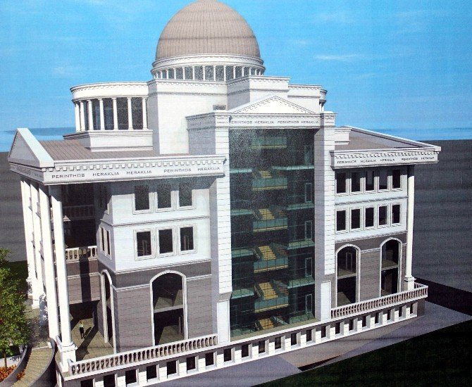 Marmaraereğlisi’ne tarihi eser görünümlü belediye binası