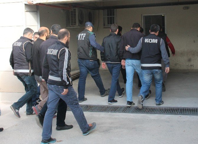 FETÖ soruşturmasında 17 polis adliyeye sevk edildi