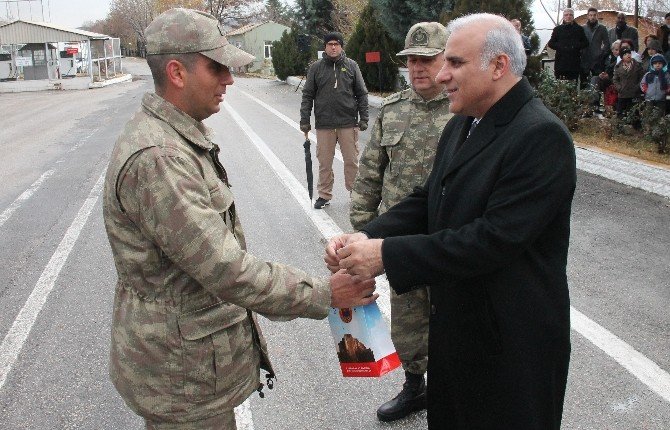Elazığ’da kısa dönem askerler yemin etti