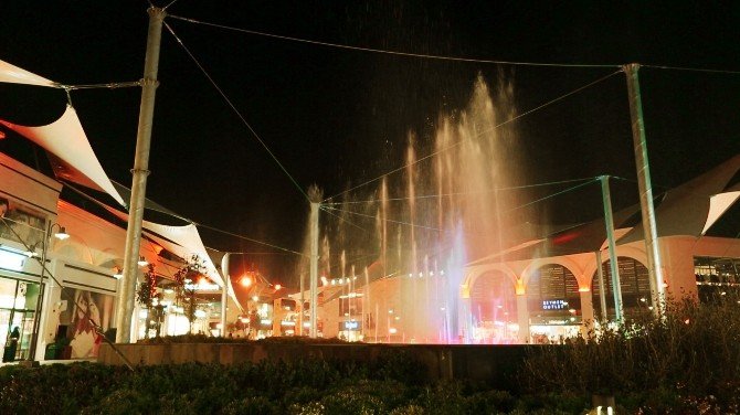 Media Markt yeni mağazasının kapılarını Viaport Asia’da açtı