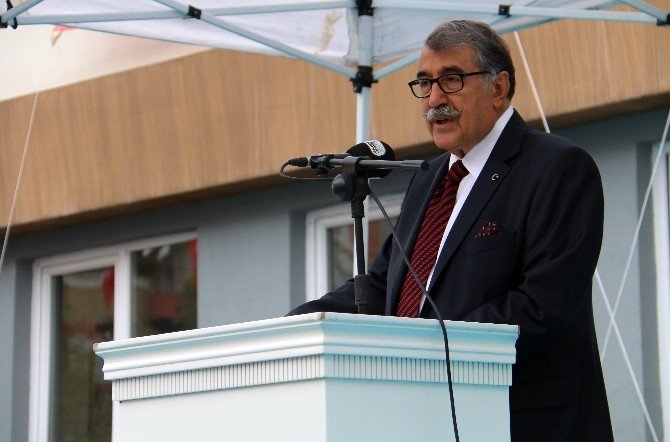 Abdülkadir Aksu kendi adını taşıyan lisenin açılışını yaptı