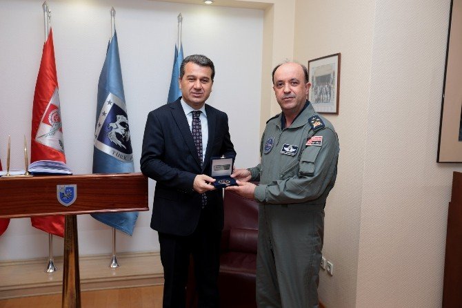 Vali Azmi Çelik, Korgeneral Güneykaya’yı ziyaret etti