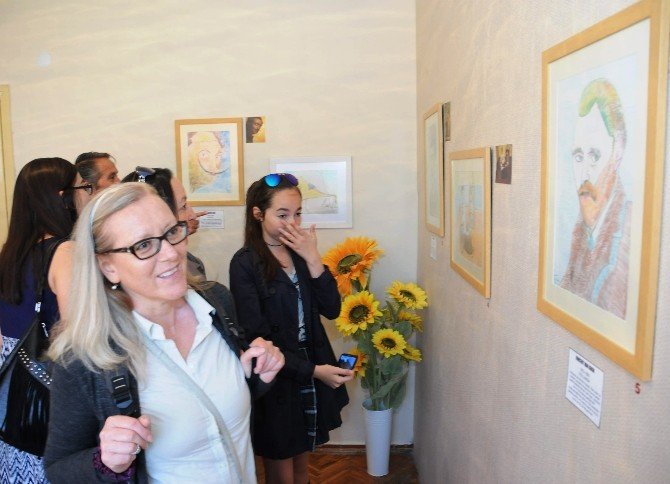 Türkiye’nin En Genç Sürrealist Sanatçısı Eskişehir’de Yetişiyor