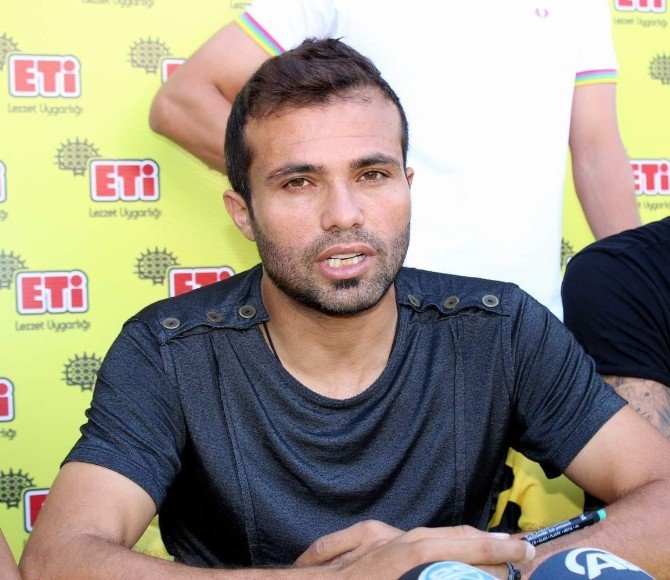 Hürriyet Gücer’in mesajı Eskişehirspor taraftarını sevindirdi