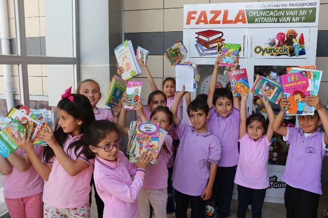 Fatih İlkokulu Öğrencilerinden Oyuncak Ve Kitap Kampanyasına Destek
