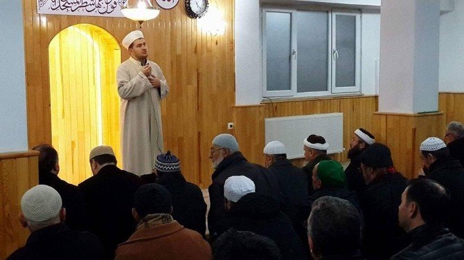 Fatsa’da seher vakti eller Halep için semaya kalktı