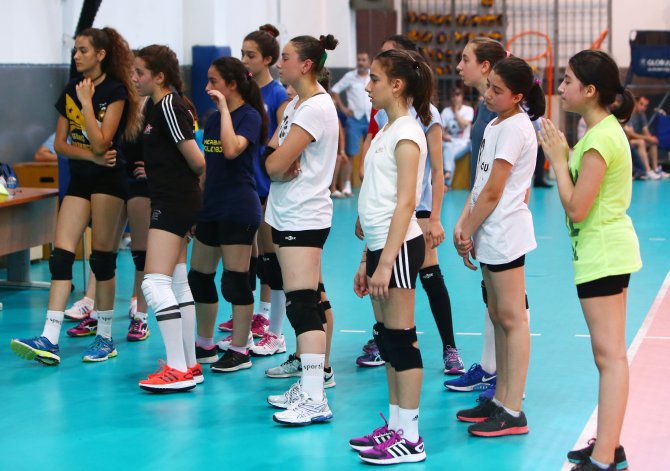 Fenerbahçe'de Voleybol Altyapı Seçmeleri yapıldı