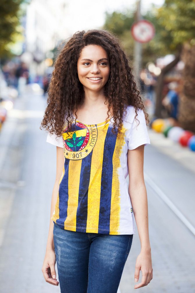 Fenerium'da ne varsa ekonomik fiyata internetten satılıyor