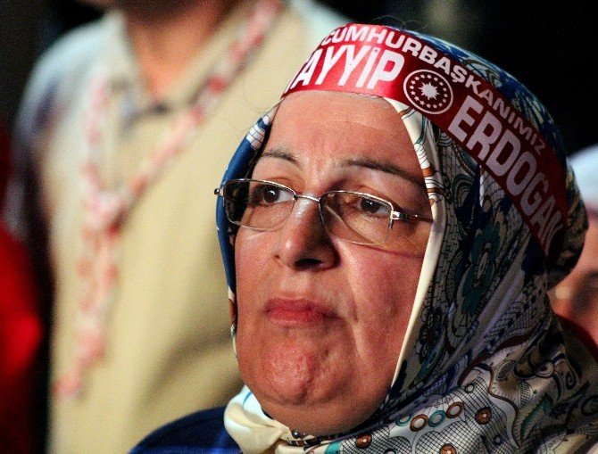 Taksim’deki demokrasi nöbeti devam ediyor