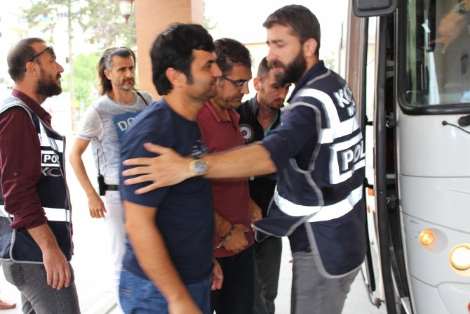 Mersin'de FETÖ üyesi 48 hakim ve savcı tutuklandı