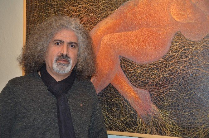 Çivilerle kazılarak yapılan resimler Eskişehir’de görücüye çıktı