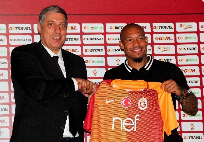 De Jong, Galatasaray’a imzayı attı