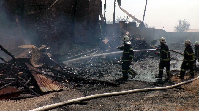 Gaziantep’te sanayi sitesinde yangın