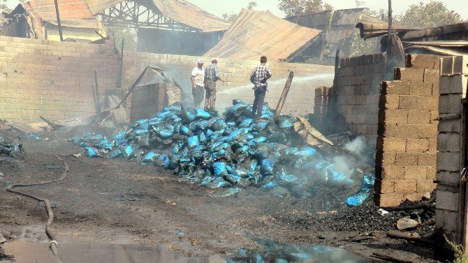 Gaziantep’te sanayi sitesinde yangın