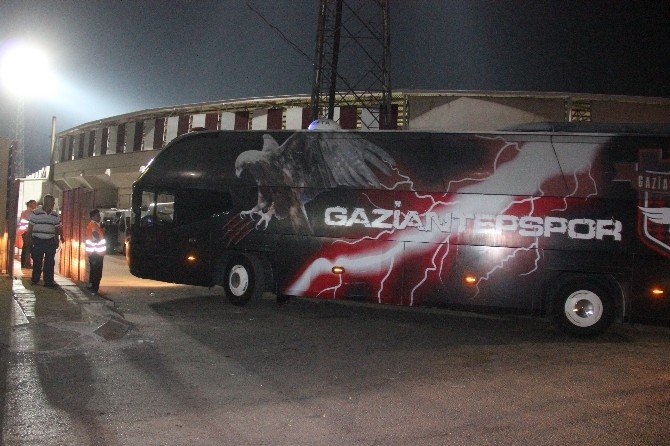 Gaziantepspor ve Trabzonspor stadyuma geldi