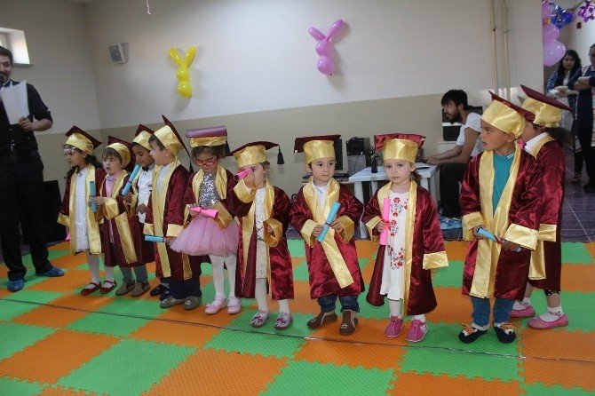 Gemerek Anaokulunda Mezuniyet Heyecanı
