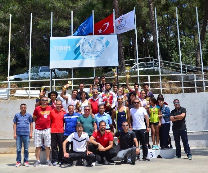 Adana’da Okullararası Gençler Kürek Müsabakaları Tamamlandı
