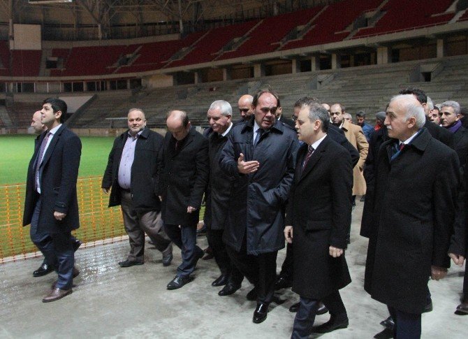 Bakan Kılıç ve TFF Başkanı Demirören, Samsunspor’un yeni stadyumunu inceledi