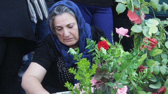 Ali İsmail Korkmaz mezarı başında anıldı