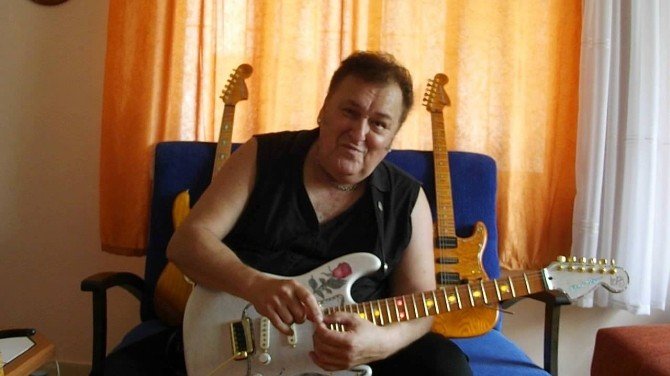 Ünlü Gitarist Asım Can Gündüz Hayatını Kaybetti
