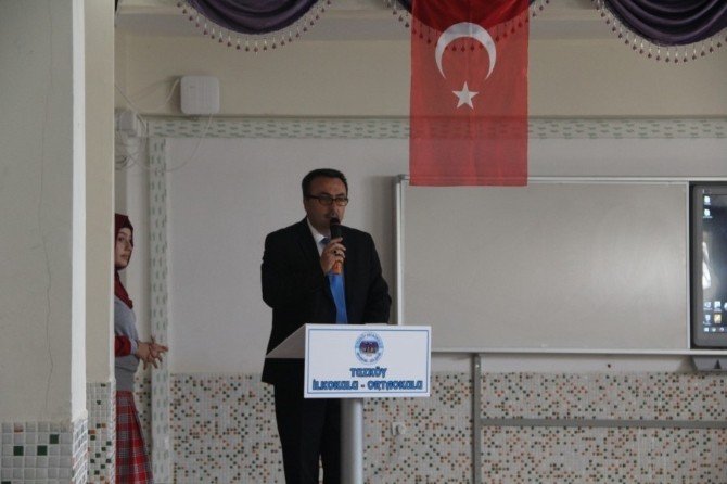 Tuzköy ilk ve ortaokulunda 15 Temmuz Şehitleri anma programı düzenlendi