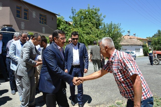 Bakan Tüfenkci demokrasi şehitlerinin ailelerini ziyaret etti
