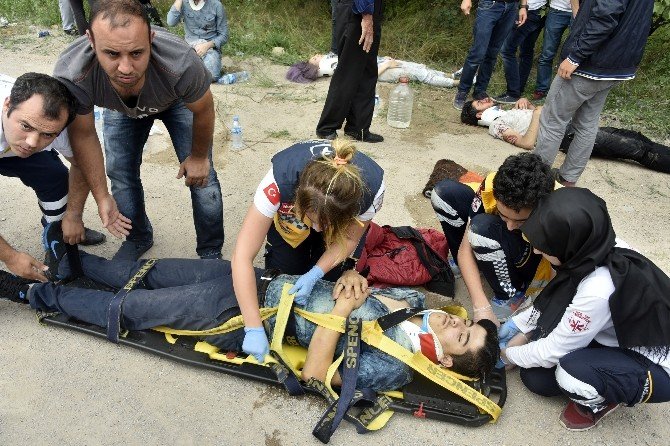 Gümüşhane’de Trafik Kazası: 19 Yaralı