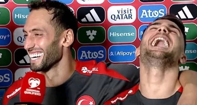 hakan-calhanoglu-yunus-akgun.jpg