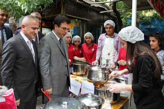 Hakkari Fen Lisesi öğrencilerinden örnek davranış