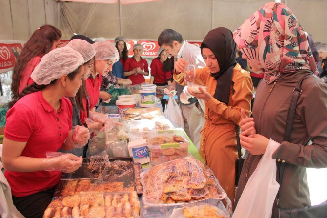 Hakkari Fen Lisesi öğrencilerinden örnek davranış