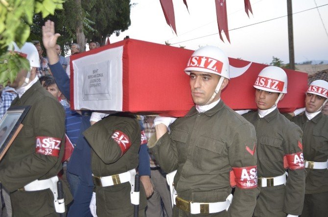 Şehit Jandarma Uzman Çavuş Sercan Özkul, son yolculuğa uğurlandı