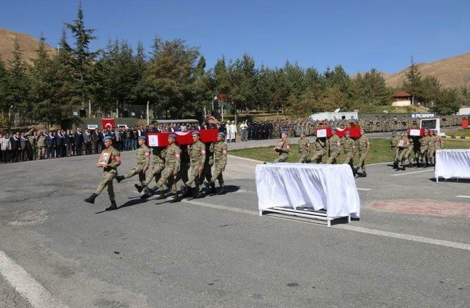 Şehit köy korucuları için tören düzenlendi