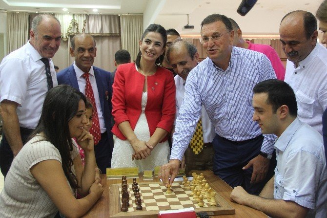 Hatay’da 8. Uluslararası Satranç Turnuvası düzenlendi