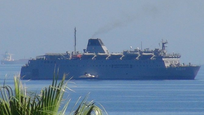 Deniz Kuvvetleri'ne ait askeri gemi İskenderun Limanı'nda