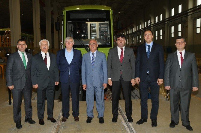 Bursa’da Üretilen Modern Tramvaylar Ekim Ayında Teslim Edilecek
