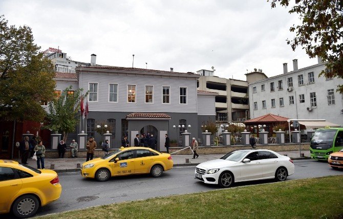 Turabibaba Kütüphanesi yenilenen yüzüyle hizmete açıldı