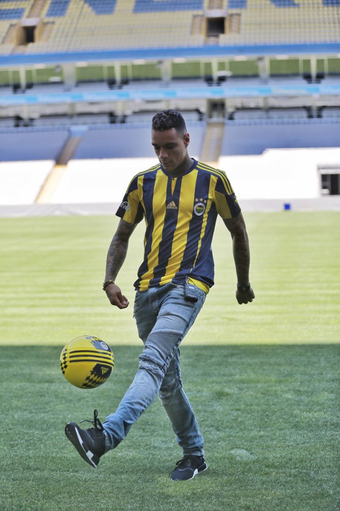 Gregory van der Wiel: Hislerimle hareket ettim, PSG'ye dönmek istemedim