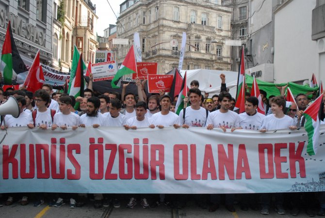 İHH'dan Mavi Marmara eylemi