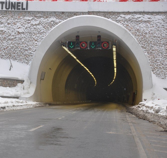 Sürücüler Ilgaz 15 Temmuz İstiklal Tüneli’nden memnun