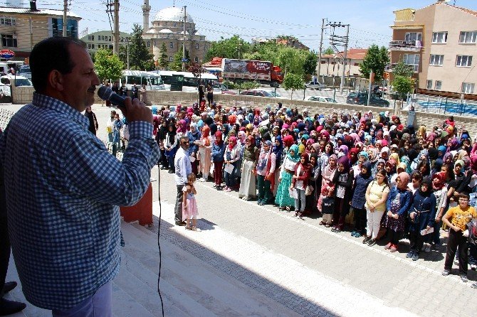 Kütahya Şule Mete Tetik İmam Hatip Ortaokulu İlk Mezunlarını Verdi