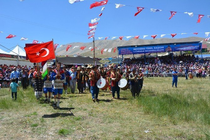 2200 metrede İmecik Yaylası Yörük Şöleni