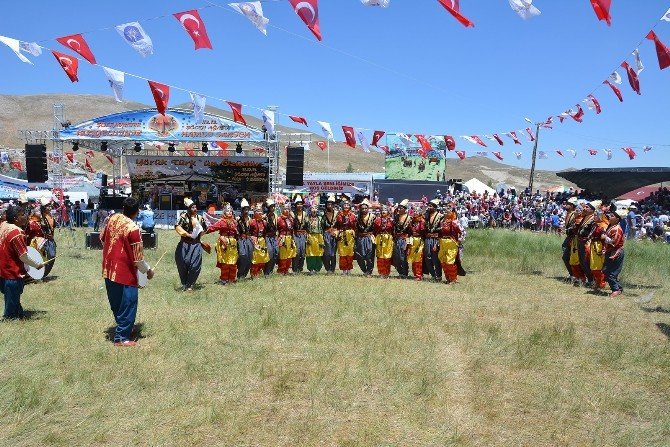 2200 metrede İmecik Yaylası Yörük Şöleni