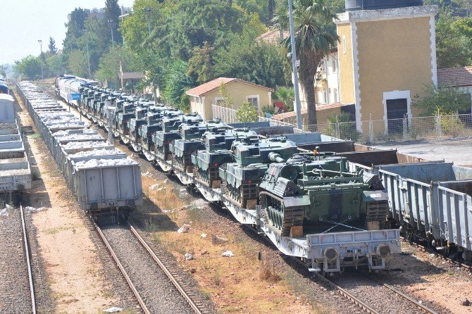 İstanbul 2. Zırhlı Tugay Komutalığı’ndaki tanklar İslahiye’ye taşınıyor