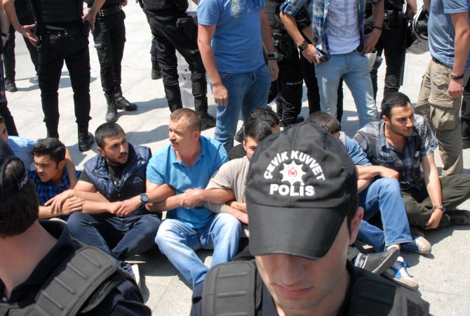 Dilek Doğan davasında mahkeme önünde 19 gözaltı